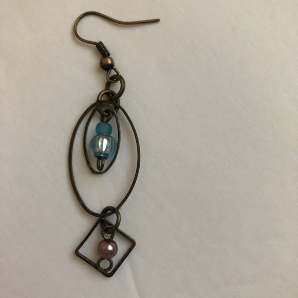 Umtha earrings - Picture 2 of 4